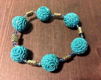 Blue Roses Celtic Beaded Stretch Bracelet