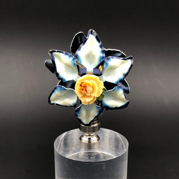 Custom Lamp Finial Featuring Back to Back 1940's Flowers