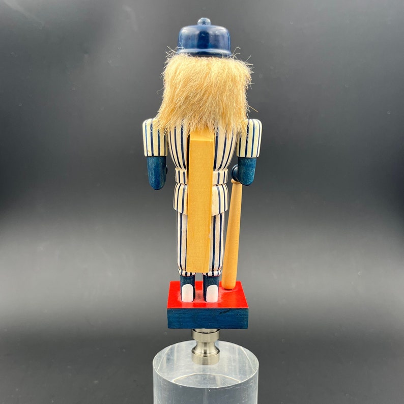 Custom Lamp Finial Featuring a Yankees Baseball Player Nutcracker - Etsy