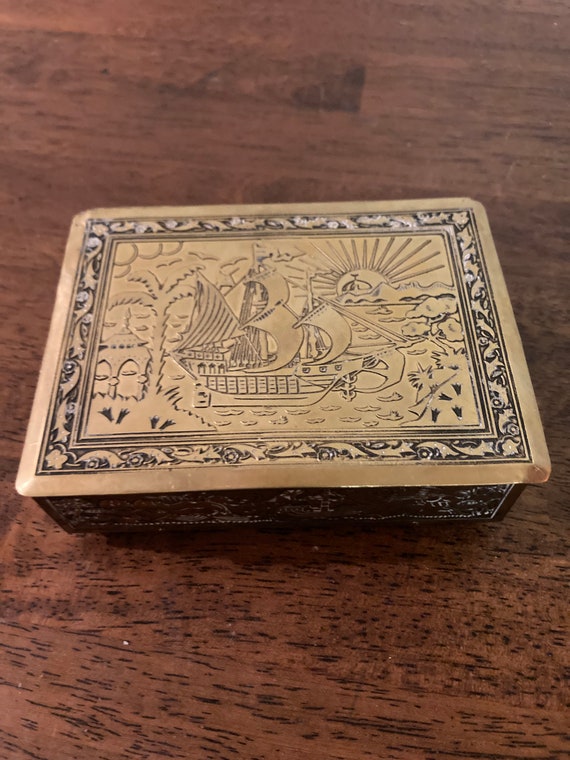 Antique 1920’s Beautiful Brass Music Box