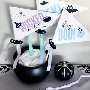 Halloween Pennant Flag Banners / Halloween Party Wand / Cute Halloween Favors / Halloween Party Favor / Hey Boo / Wicked Cute / Eek / HP19 image 3