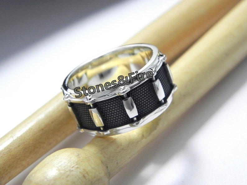DRUMMER RING_Drummer