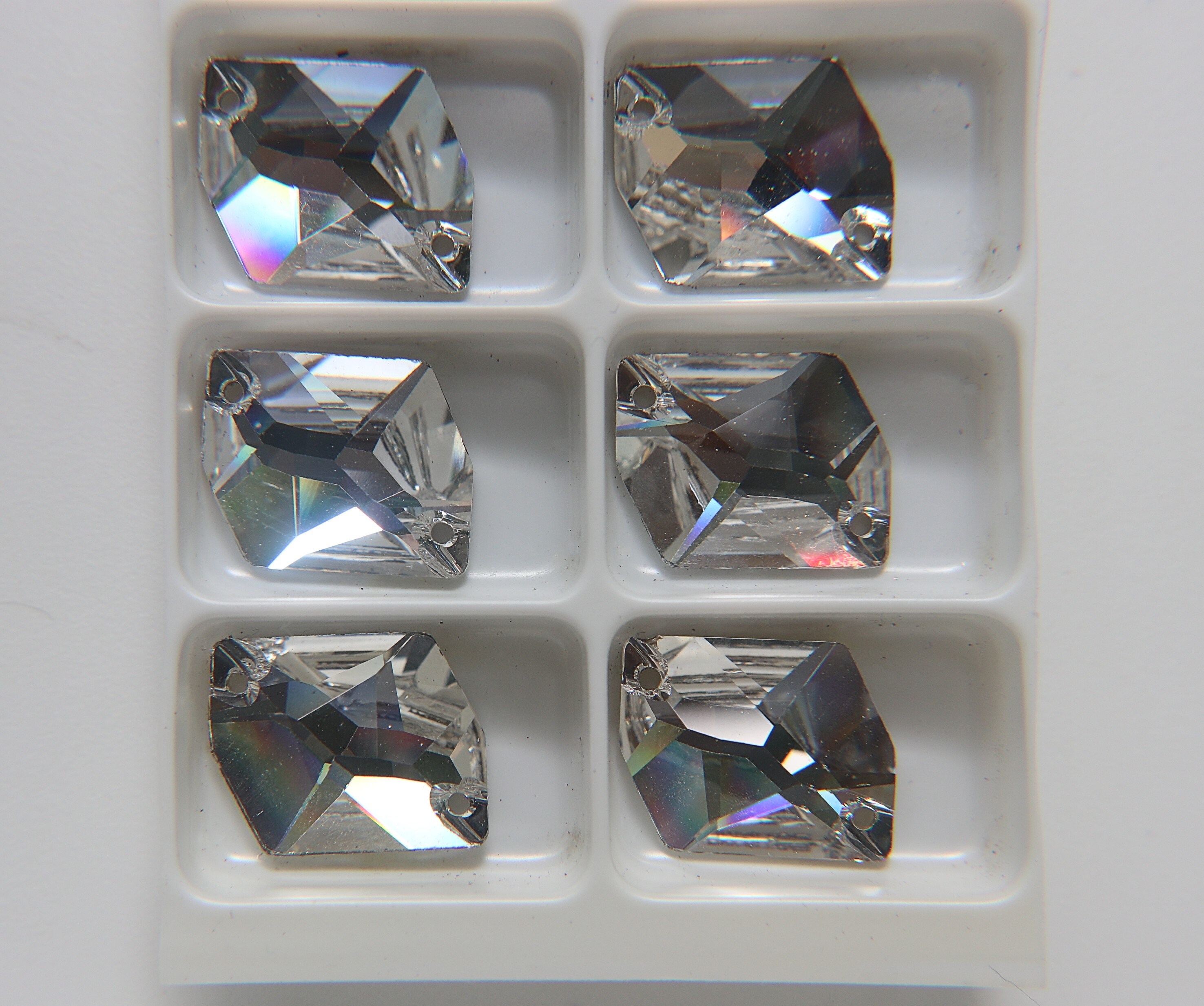 VDD 20Pcs Triangle DIY Sewing Crystal Strass Sew On Stones K9