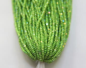 11/0 Hanks Charlotte Cut Beads Opaque Lime Aurore Boreale 1/5/25/50/100 Hanks PREMIUM SEED BEADS, inheemse leveringen