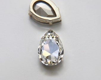 スワロフスキー　no4 Swarovski 30x22 Mm Pear 4327 Crystal Silver Vintage Clips