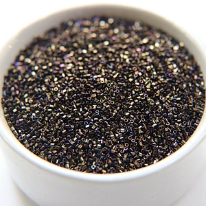 15/0 Miyuki Delica 3 Cuts Metallic BROWN IRIS Japanese Beads 10/20/50/100 Grams Premium Materials