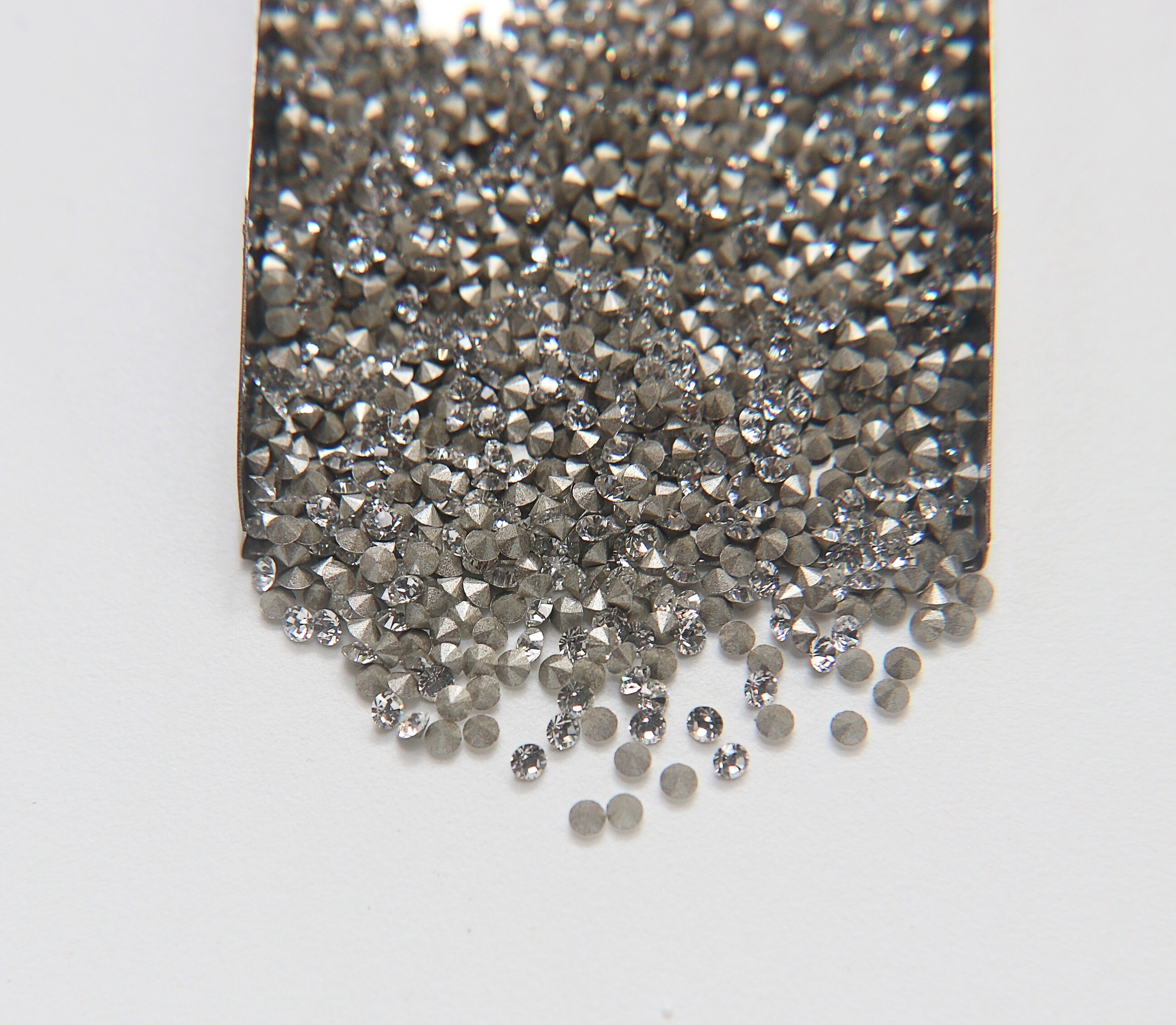 Swarovski Crystal 10/11/12/13/14 PP Xilion 1028 Chatons