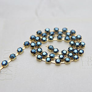 16 SS Rhinestone Chain Swarovski in Crystal Metallic Blue 4mm 0.5/1/2/5/15 Meters vintage findings, strass chains, craft supplies, rare