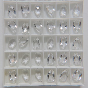 Swarovski 3230 Crystal Unfoiled Pear Sew-on 12x7mm Sew-On Bead 2/6/12/24/72 Pezzi, ricami, parti di gioielli decorazioni nuziali, ricami