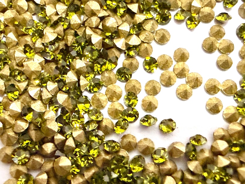 Swarovski Crystal Chatons: PP3 1mm Xilion, Mix Colors KHAKI