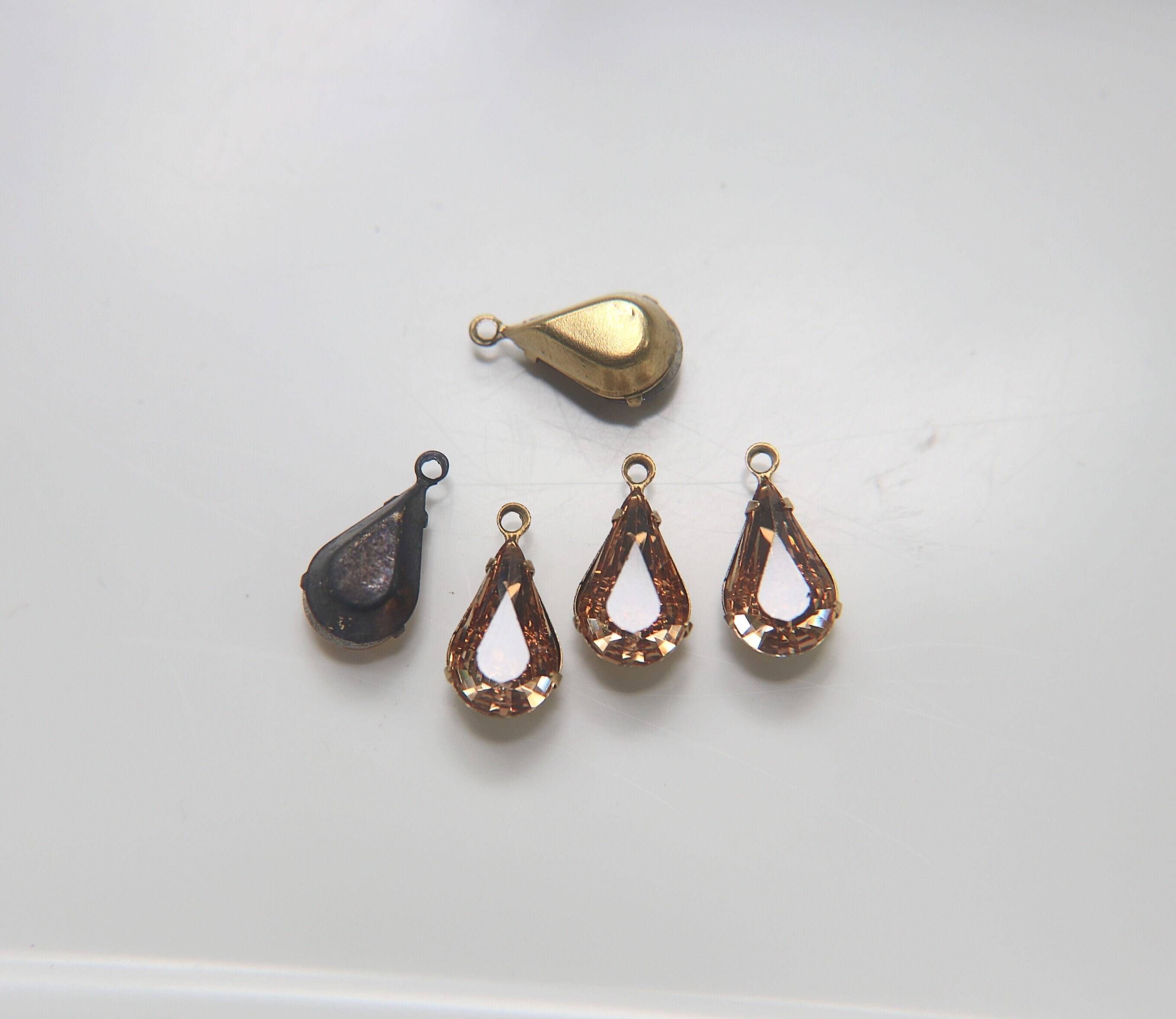 Snack Skin Jasper Cabochon: Pietra Preziosa A Forma Di Pera Per La - Foto 10