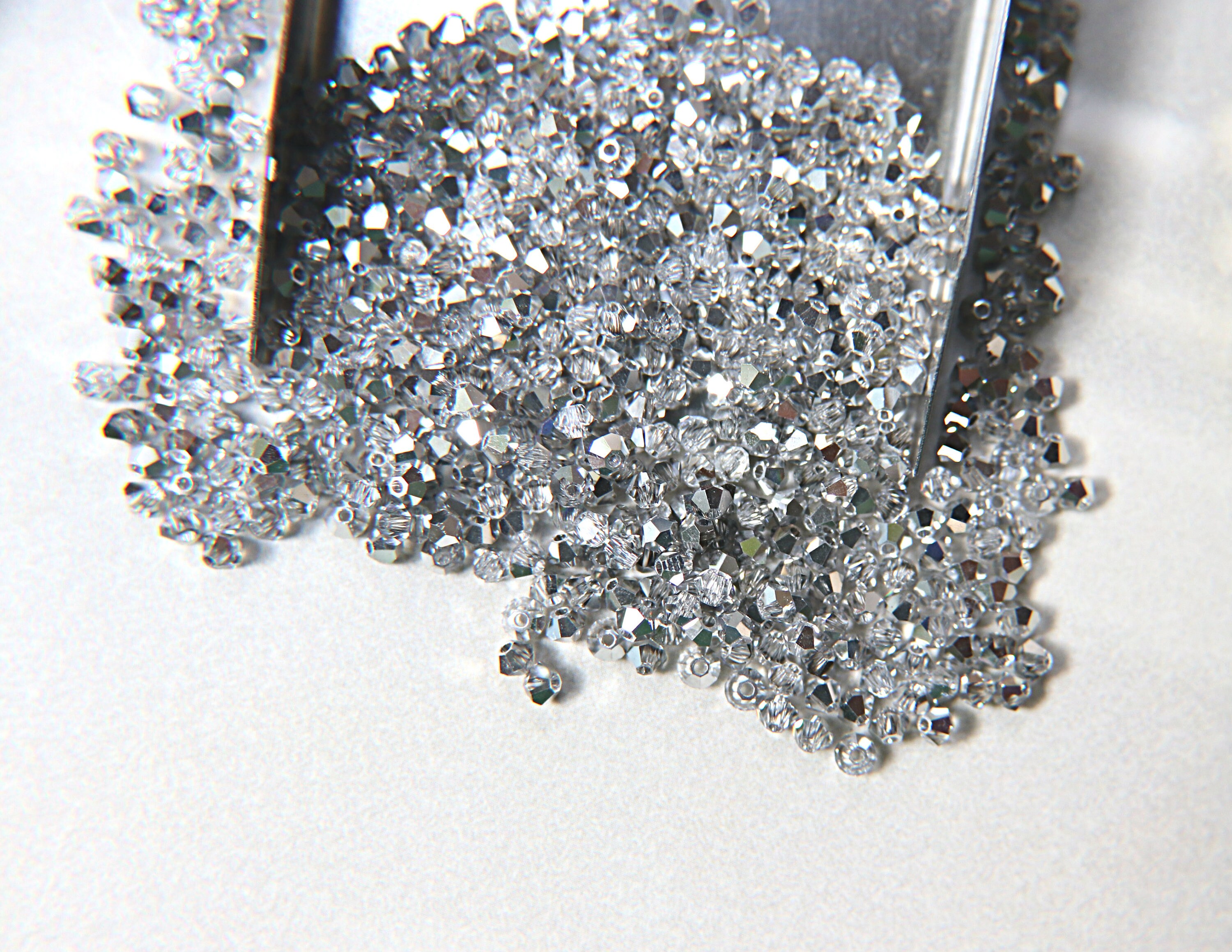 SWAROVSKI Silver Crystal スワロフスキー Swarovski Pear Sew-On Stone #3230 Silver Night – Crystal Couture