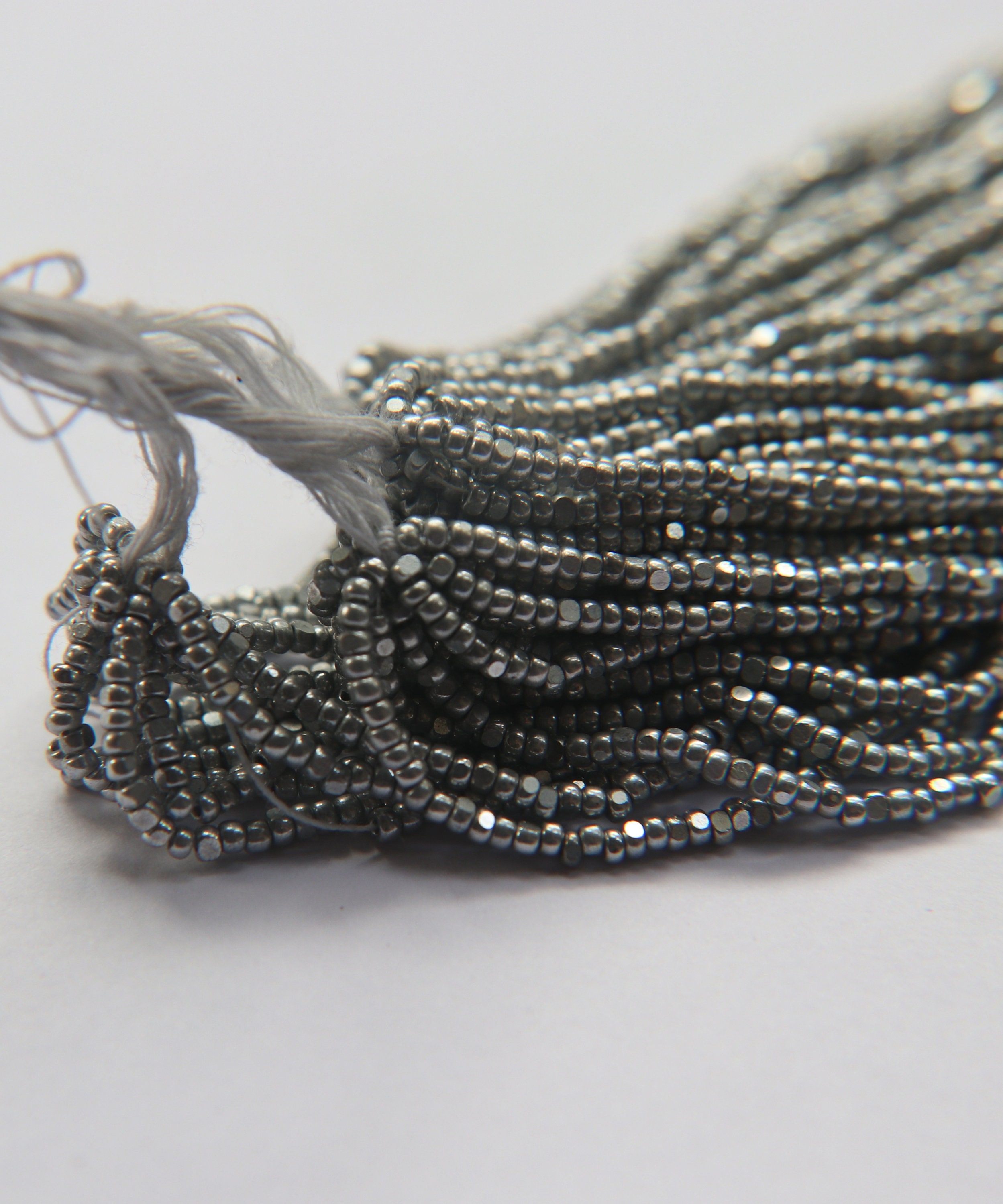 11/0 Charlotte Cut Beads Metallic Aluminium Silver Etsy