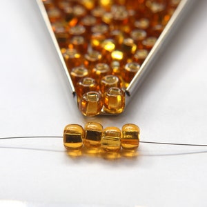 34/0 glass Seed Beads Medium Gold Silver Lined square hole 10/50/100/250 Grams size 34 Preciosa Rocaille beads, large, big Square hole