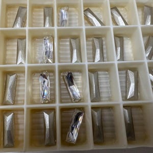 Swarovski 4547 Princess Baguette Fancy Stone 15 X 5 mm Crystal foiled
