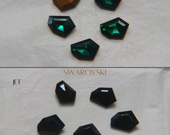 Vintage Swarovski Emerald & Jet Gemstones, Unusual Shape 12x9mm
