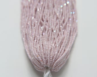 11/0 Charlotte Cut rocailles: bloemblaadje roze aurore boreale