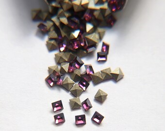 Crystal様 スワロフスキー #4428 2 x 2 MM スクエア ファンシー ストーン