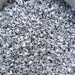 True Cuts Size 1 (2x2mm) Bugle Beads 5/10/20/50/250/500 Grams Metallic Aluminum Silver Preciosa Ornella loose tube beads, embroidery
