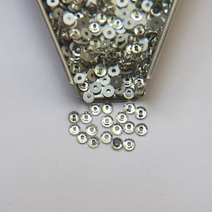 Swarovski Crystal 3MM Lochrose SEW ON STONES 3128 or 3112 or 3000 24/72/144/720 Pieces, embroidery materials, couture material