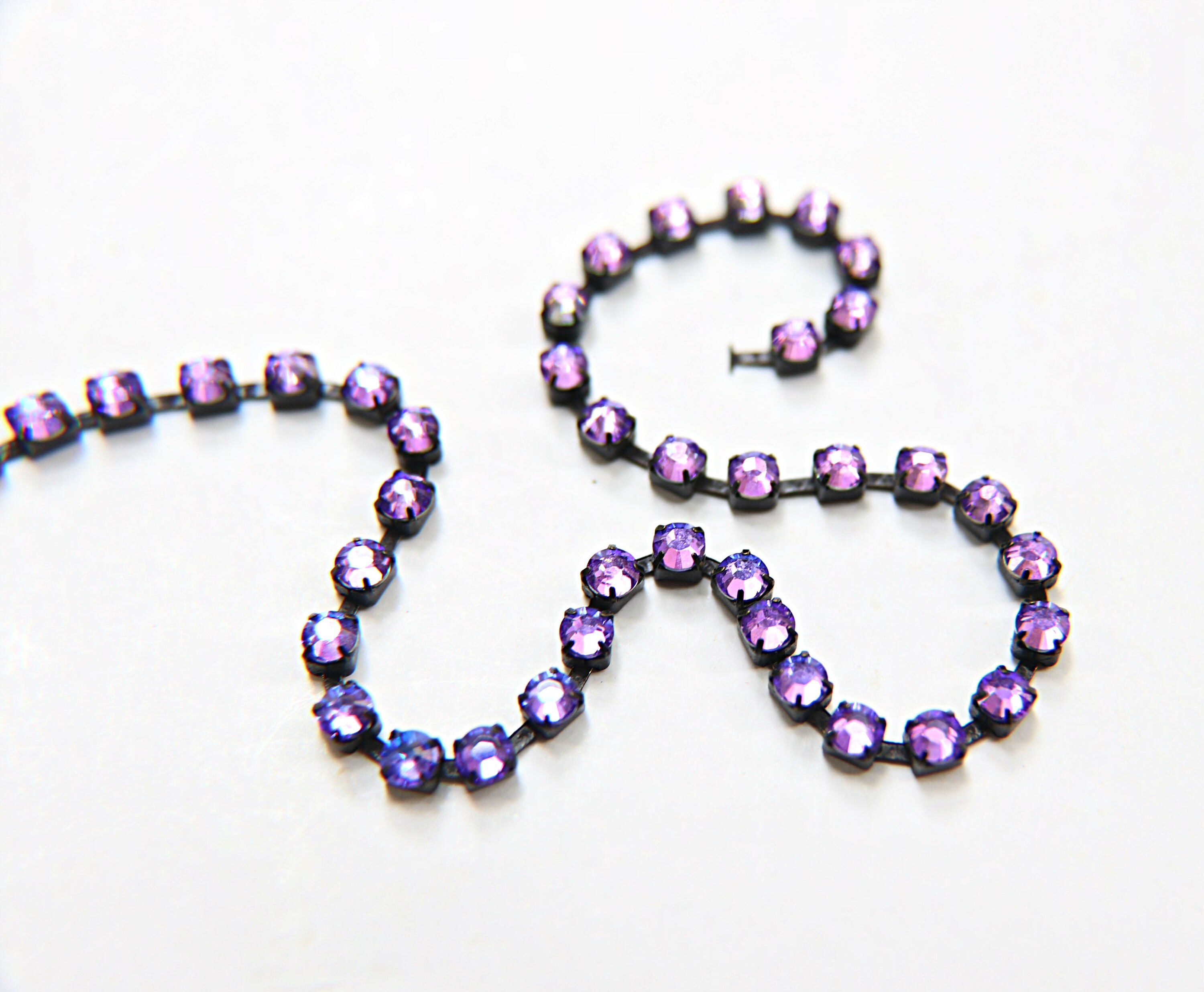 16ss Swarovski 2088 Chain Flat Back Crystal Heliotrope 4mm 0.5/1/2/5 Meters Vintage Black Settings Wedding Supplies|Jewelry Making
