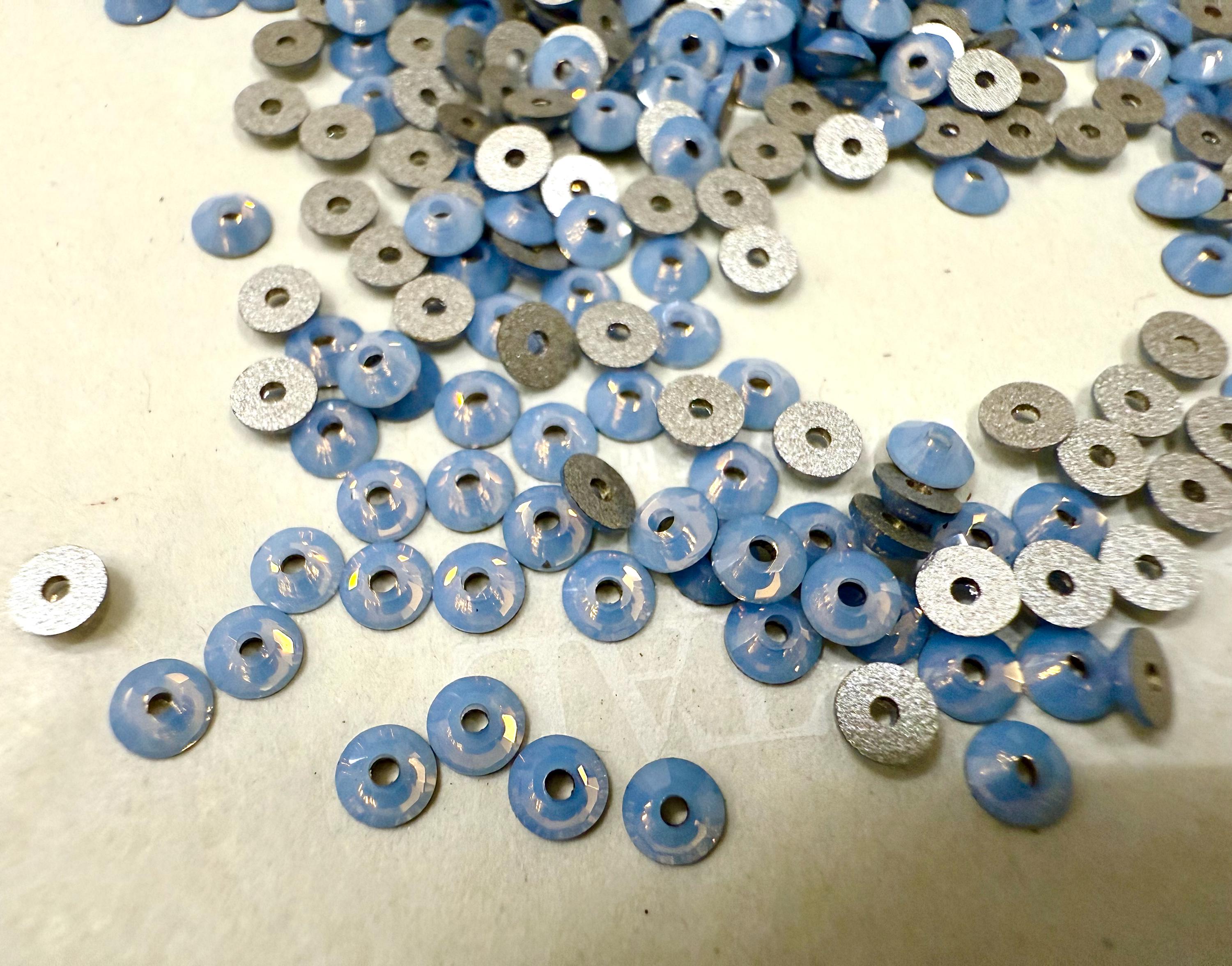 3 mm スワロフスキー 3128 エアブルーオパール ロクローゼン ライン