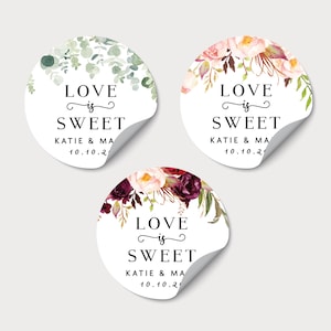 Pegatinas de recuerdo de boda &quot;Love Is Sweet&quot;, etiquetas de agradecimiento personalizadas con nombres para recuerdos de boda, pegatinas transparentes para tarros de caramelos personalizadas