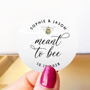 Pegatinas personalizadas de miel "Meant to Bee", etiquetas para tarros de miel para bodas con nombre, etiquetas personalizadas para recuerdos de miel, etiquetas transparentes de agradecimiento para mini tarros de miel.
