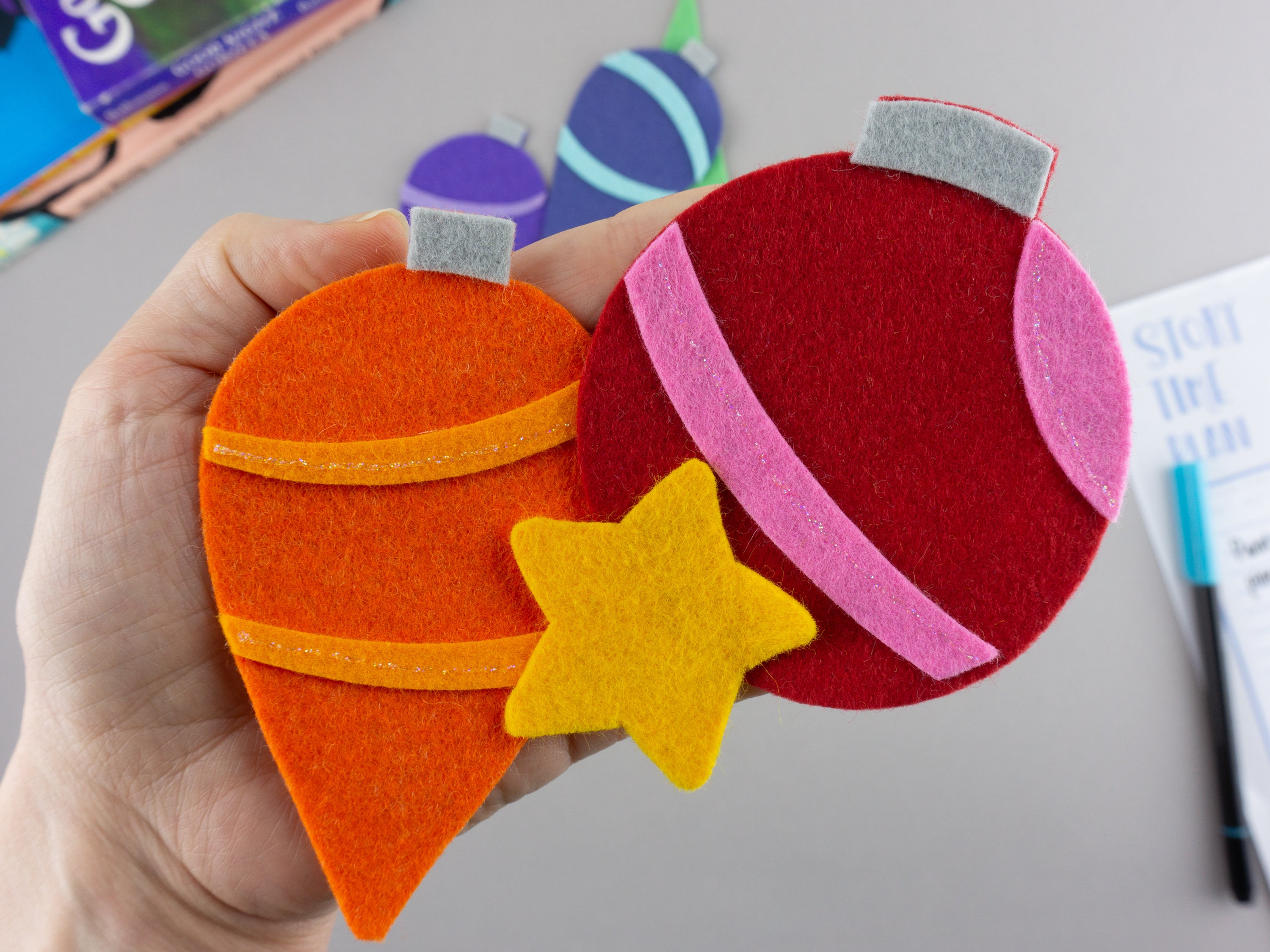 4in1 Felt Board Christmas Set 5 Christmas Ornaments Circle Etsy