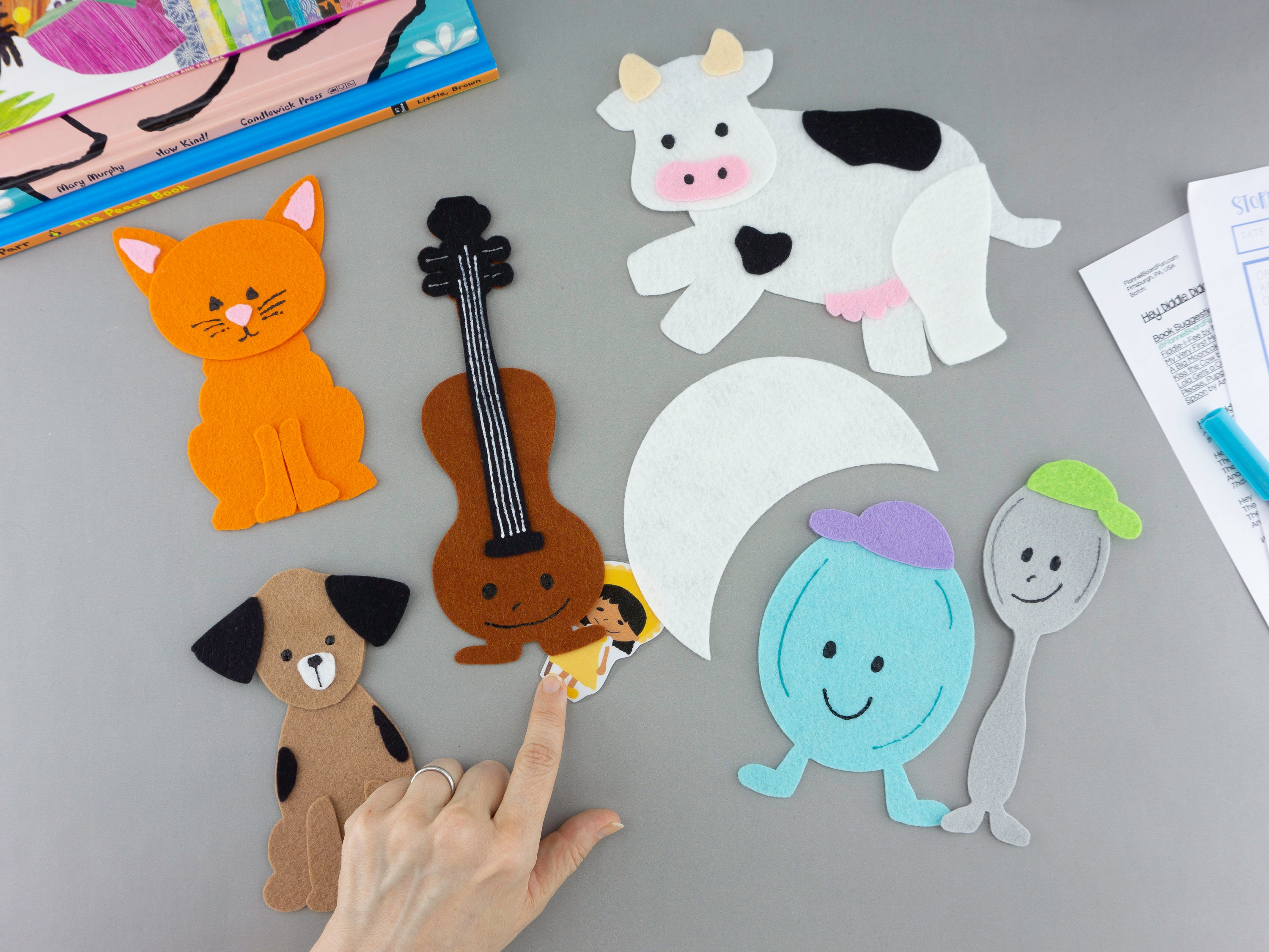 3-in-1 Hey Diddle Diddle Felt Board Story Set Nursery Rhyme | Etsy