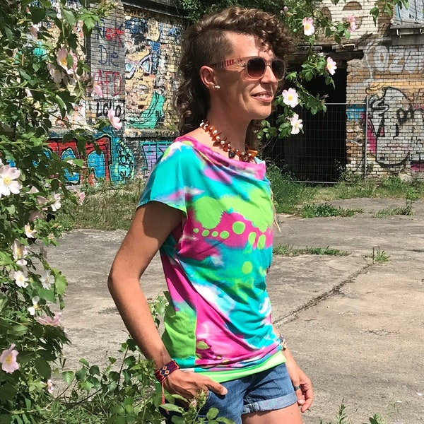 handmade bright-colored longshirt Gr. S with waterfall neckline, unique piece made of viscosejersey with neon green-pink-turquoise color blobsPattern