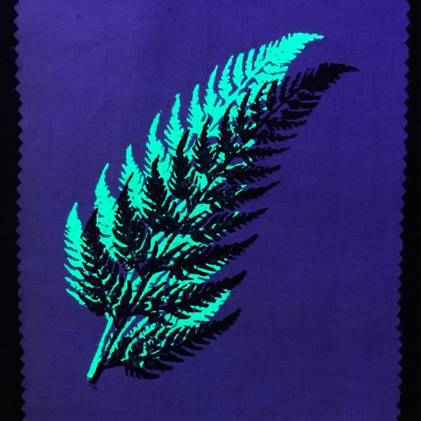 Patch ativo UV, folhas de samambaia em verde neon e preto, patch de upcycling impresso à mão, impressão de carimbo, motivo vegetal, fluorescente, rave