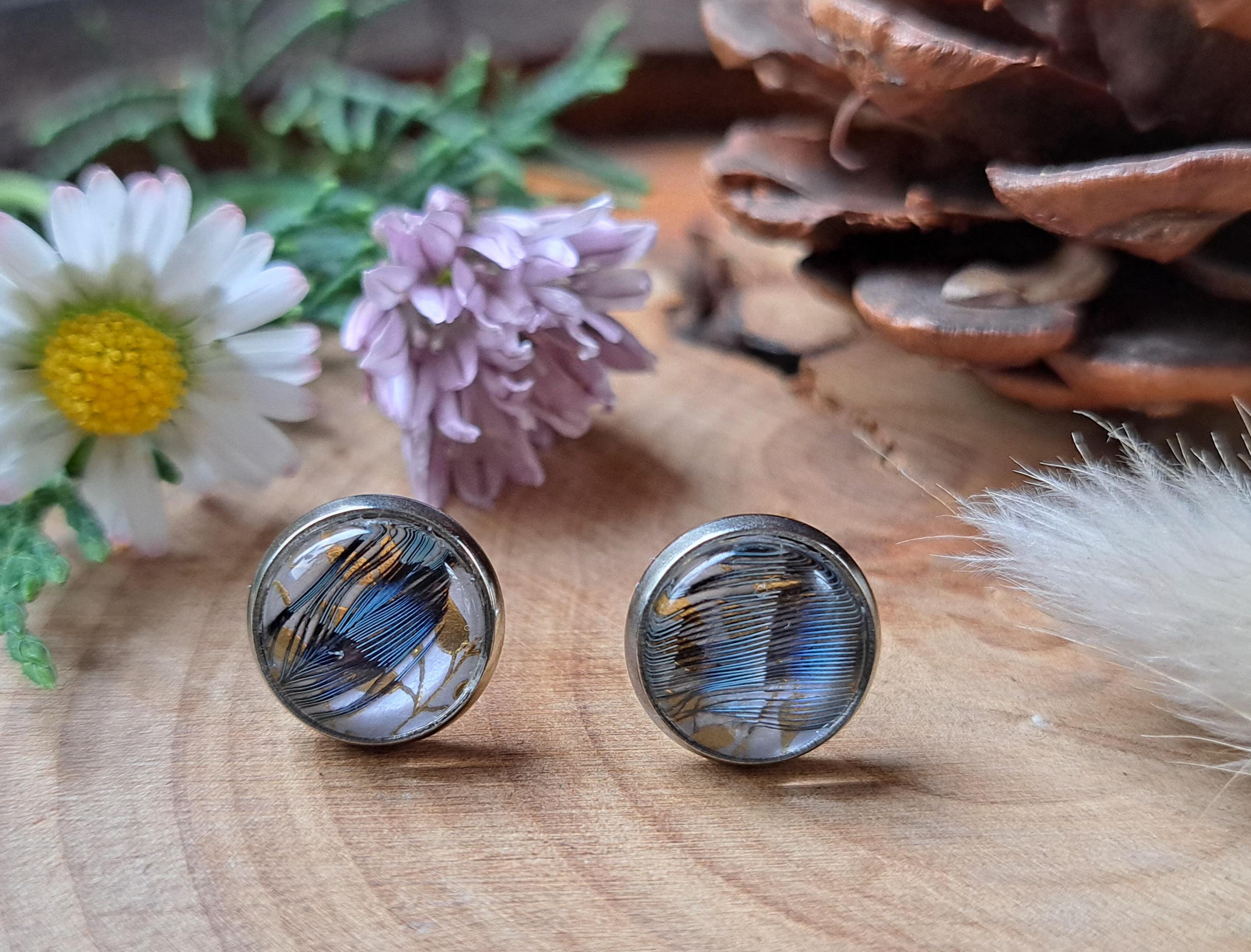 Boucles D'oreilles Plume Avec Cabochon Verre Vert - Fait Main Et élégantes !