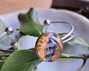 Bracelet cabochon - plumes de geai insérée sous du verre - brillante - création unique - acier inoxydable - réglable- coloré- cadeau fille
