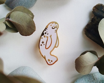 Manatee Pin, Ocean Lover, Hard Enamel Pin, Manatee Lovers, Diver gift, Animal Lover Gift, Lapel Pin, Collar Pin, Seal pin, Dugong pin, Seal