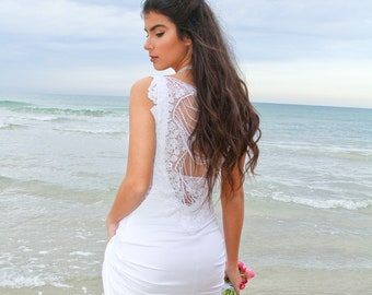 White Bodycon Wedding Dress with Open Back, Elegant Minimalist Lace Bridal Gown Dress, Tight Fitted Maxi Dress for the Modern Bride