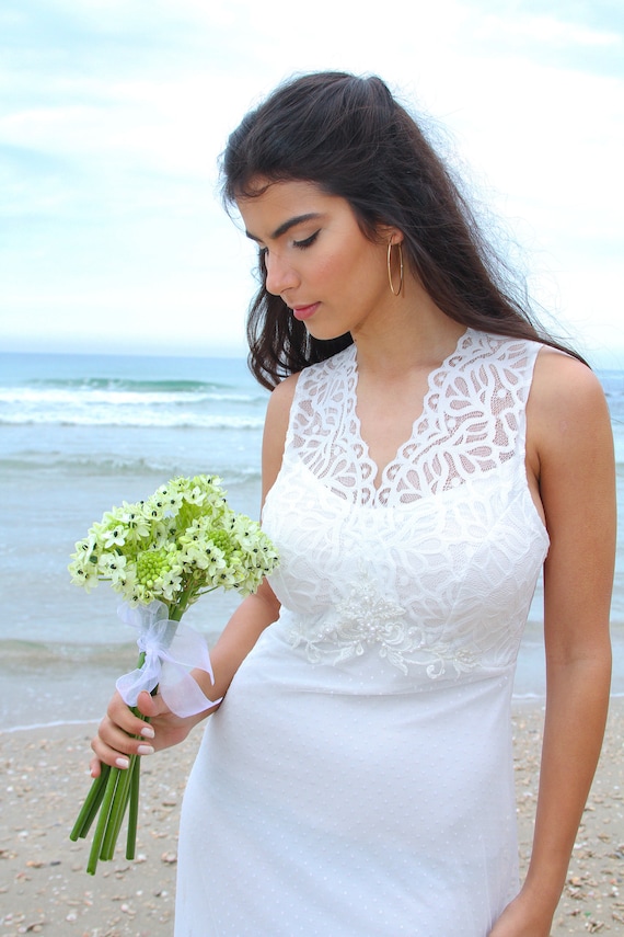 chinese dress ladies Classic Beach Long Sleevess Backless Lace Beach Wedding Dress Simple Summer  Casual Bridal Gowns Online  Ballbella