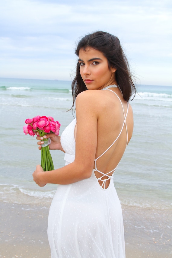 vintage style beach wedding dresses Classic Beach Long Sleevess Backless Lace Beach Wedding Dress Simple Summer Casual Bridal Gowns Online