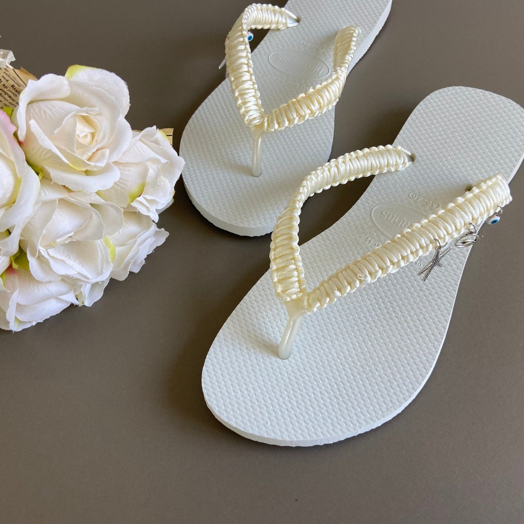 Chanclas de boda color marfil: sandalias de novia hechas a mano