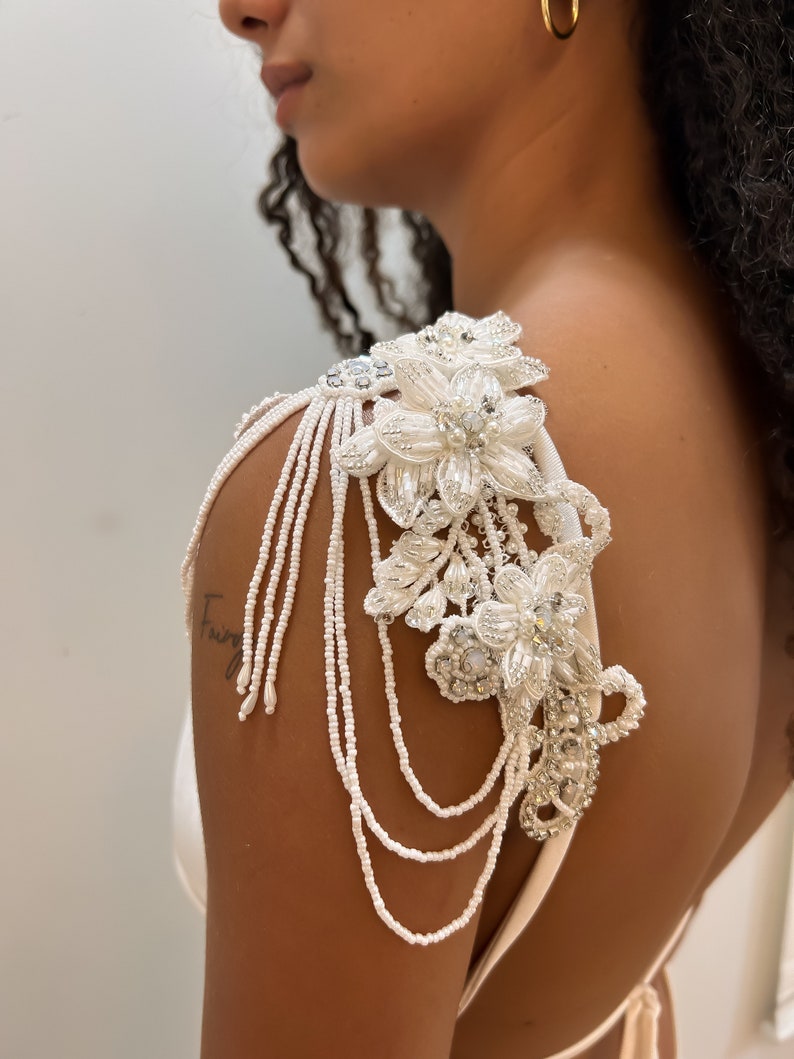 Shoulder jewelry, wedding dress detachable straps