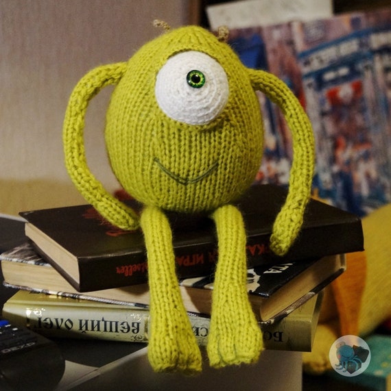 knitted plush toys