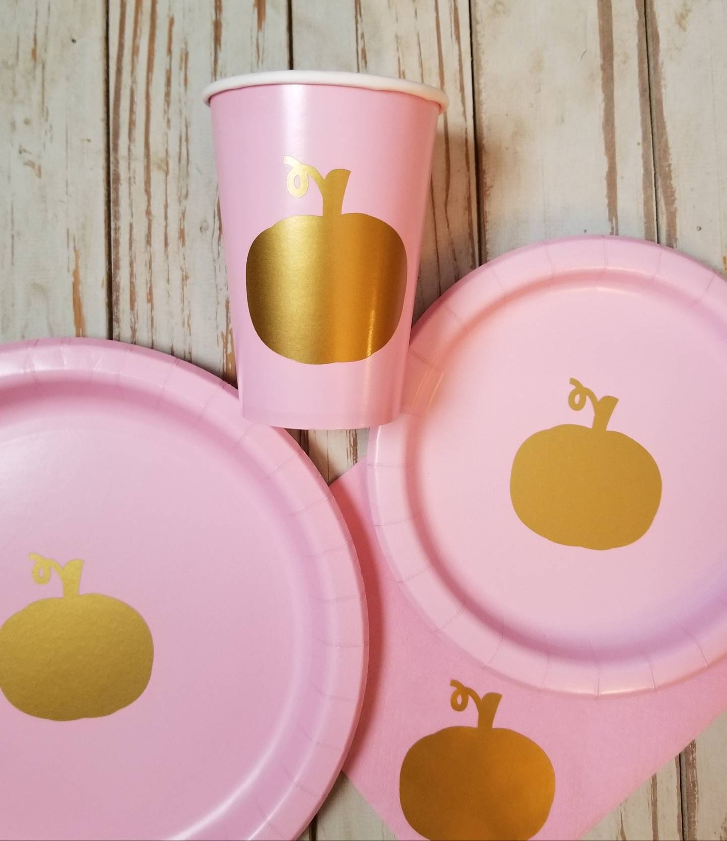 Pink and gold pumpkin plates, cups and napkins, thanksgiving plates