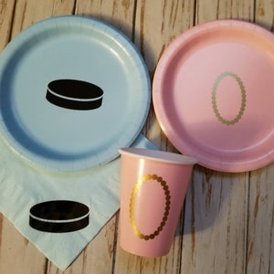 Pearls or Pucks hockey gender reveal plates, cups, napkins, hockey gender reveal, team boy, team girl, hockey party, hockey baby shower