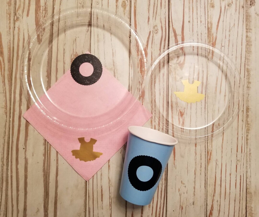 Race Car or Ruffles Gender Reveal Plates Cups and Napkins - Etsy