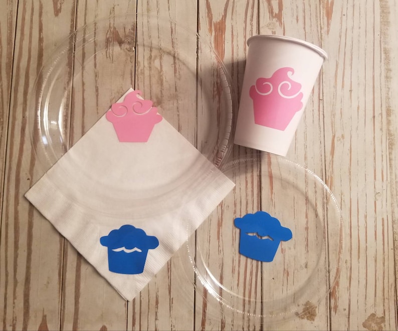 Cupcake or Stud Muffin gender reveal plates, cups, napkins, cupcake or stud muffin gender reveal, gender reveal plates, gender reveal party Party Pack(PLASTIC)