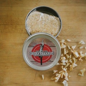 Fatwood fire dust in 2 inch tin