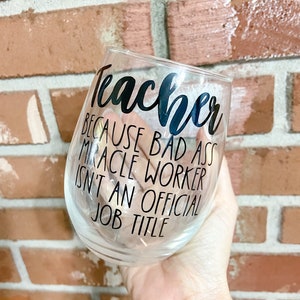 Taça de vinho do professor; valorização do professor; presente do professor