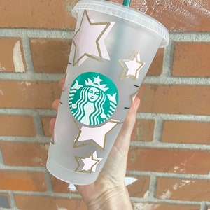 Louis Vuitton personalizes Starbucks cup #starbucks #starbuckscoffee #lv  #louisvuitton #homedeco…