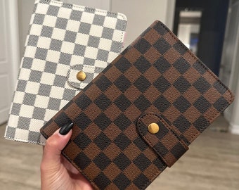 checkered budget binder, a6 binder, checkered a6 binder, checkered cash wallet, brown budget binder, cash envelope system