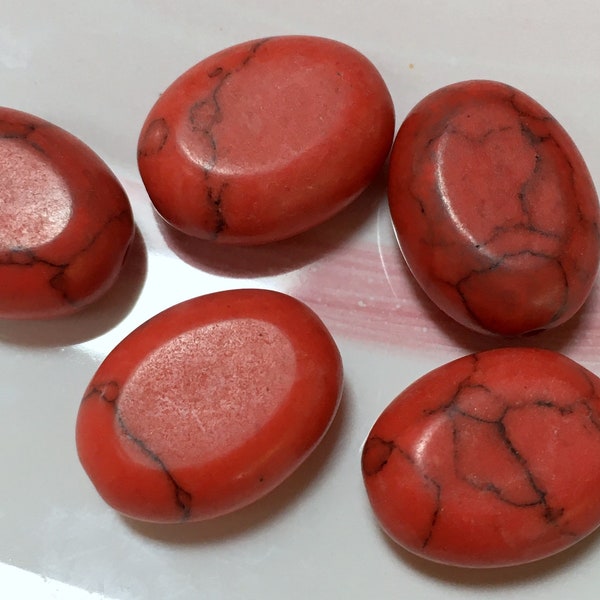 Howlite (dyed) puffed oval red beads - 5 beads - Approximately 20mm x 15mm x 9 mm